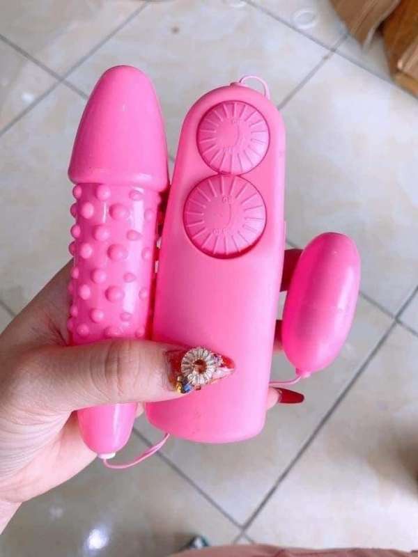 Trứng Rung Tình Yêu - Rung 2 đầu lắc mạnh