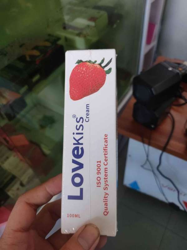 Gel bôi trơn Lovekiss hương Dâu 100ml - Tăng Khoái cảm Kích Thích