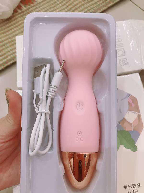 Chày Mini Cầm tay rung 12 tần số  thiết bị nữ đồ chơi tình dục