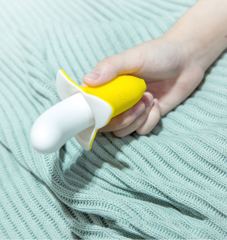 Trứng Rung Hinh Quả Chuối  Nhỏ Dễ Sử Dụng Cho Nữ_ Rung Đa Tần số