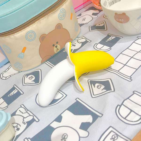 Trứng Rung Hinh Quả Chuối  Nhỏ Dễ Sử Dụng Cho Nữ_ Rung Đa Tần số