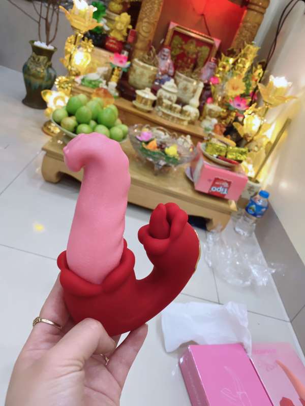 Lưỡi 2 trong 1 kèm môi rung massage nhiều chế độ rung liếm cho nữ